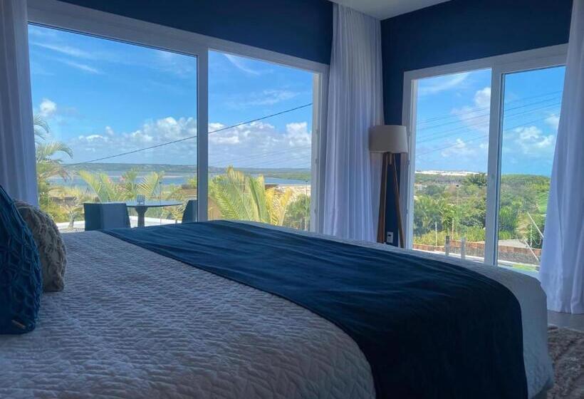 Suite with lake view, The View