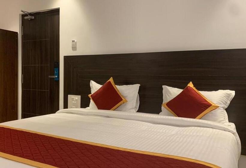 Habitació Estàndard, G R B Hotels Aishwarya Grand