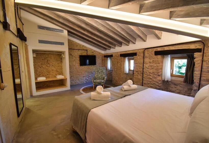 غرفة سوبيريور, Calvario Plaza