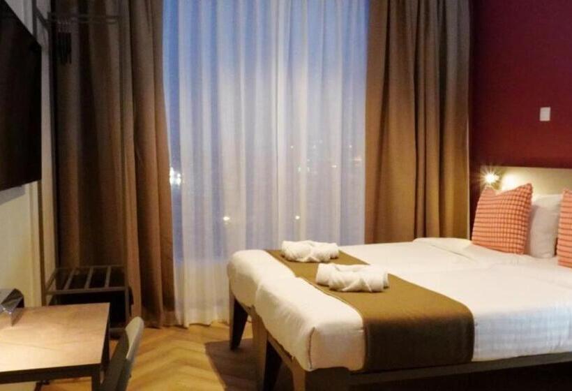 اتاق استاندارد سه نفره, Fogo Amsterdam