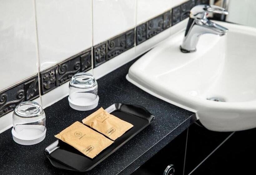 주니어 스위트 킹사이즈 침대, Grand Mercure Nara Kashihara