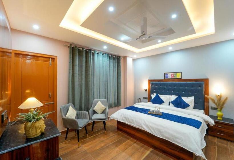 اتاق استاندارد با تخت بزرگ, Kasol Arthouse   The Treasure Of Himalayas