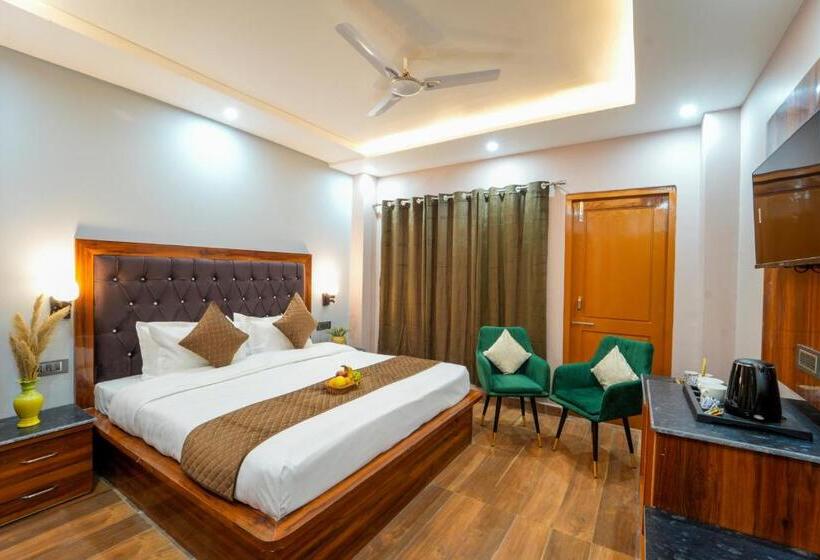 اتاق استاندارد با تخت بزرگ, Kasol Arthouse   The Treasure Of Himalayas