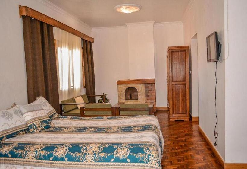 اتاق خانوادگی, Pension Vanille