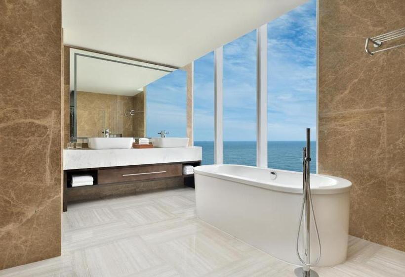 이그제큐티브 스위트 킹침대, Sheraton Colombo
