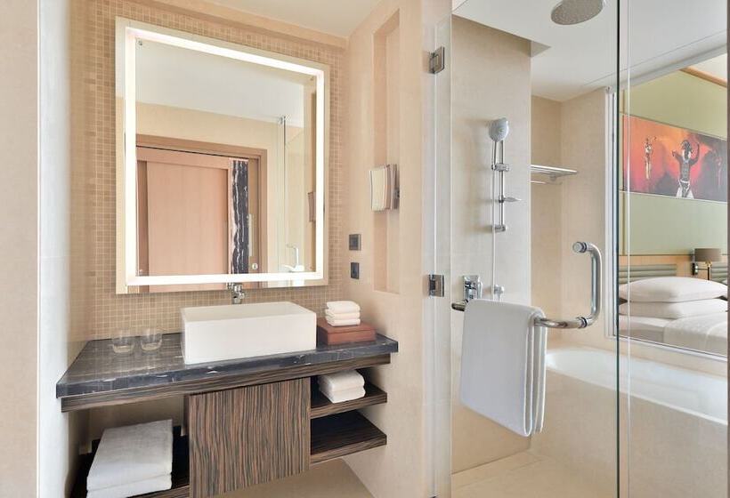 Номер Deluxe Вид на Море, Sheraton Colombo