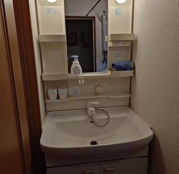 غرفة عائلية, Anna S House 駐車無料