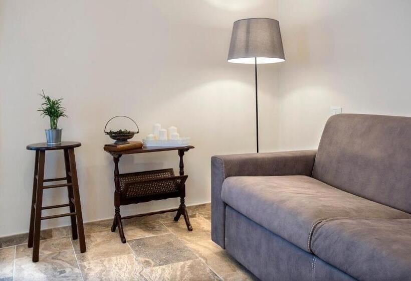 اتاق سوپریور چهار تخته, B&b La Sosta Vista Esclusiva Chiesa Di Santa Rosa