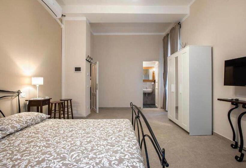 اتاق لوکس, B&b La Sosta Vista Esclusiva Chiesa Di Santa Rosa