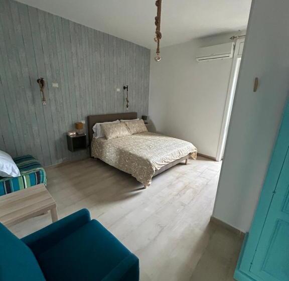 اتاق استاندارد, Starting Point Napoli