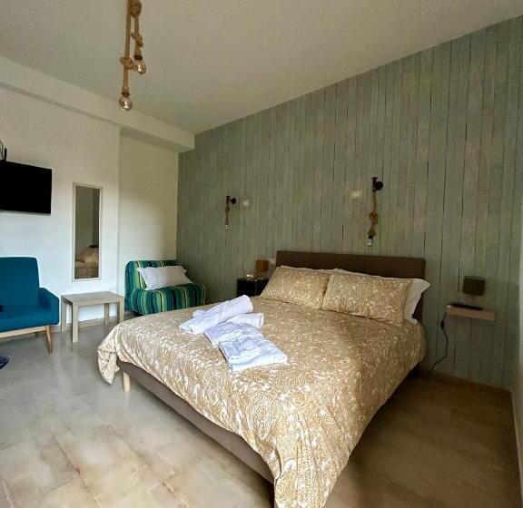 اتاق استاندارد, Starting Point Napoli