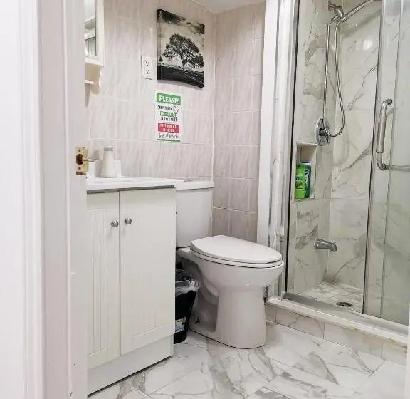 バス共有のスタンダードルーム, Tidy Private Rooms With Full Kitchen