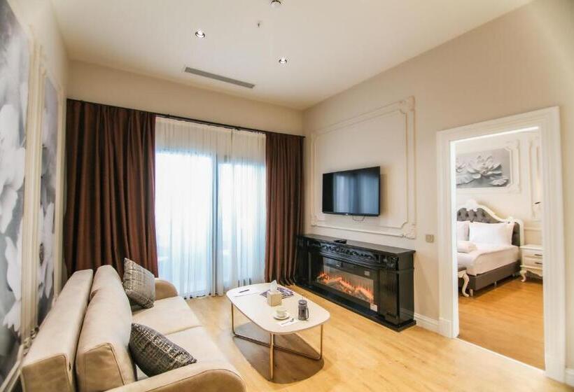 سوییت, S Class Hotel Convention Center