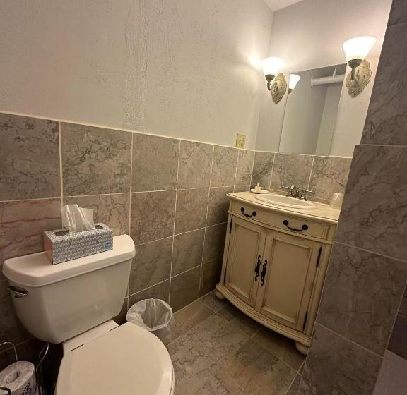 غرفة قياسية, The Oaks B&b Hotel And Spiritual Center