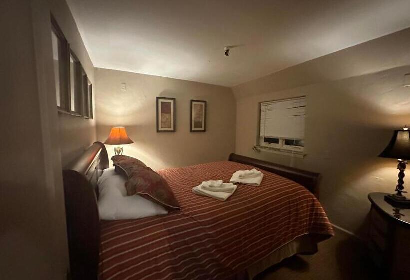 غرفة ديلوكس, The Oaks B&b Hotel And Spiritual Center