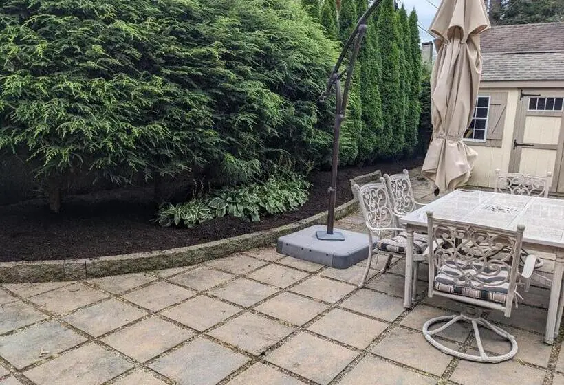 اتاق لوکس با تخت بزرگ, The Oaks B&b Hotel And Spiritual Center
