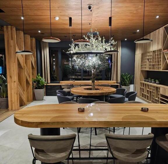 آپارتمان 1 خوابه با چشم‌انداز, Zlatni Javor, Apartment 408