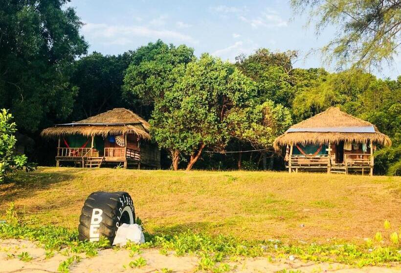 Номер Стандарт Вид на Море с Балконом, Naks Shack