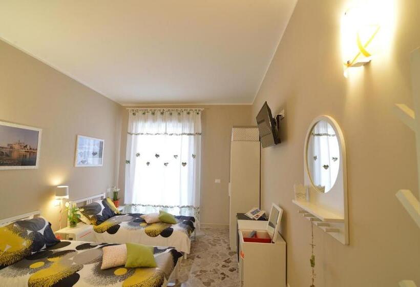 اتاق استاندارد با بالکن, Dimora Pascali   Relax & Holiday