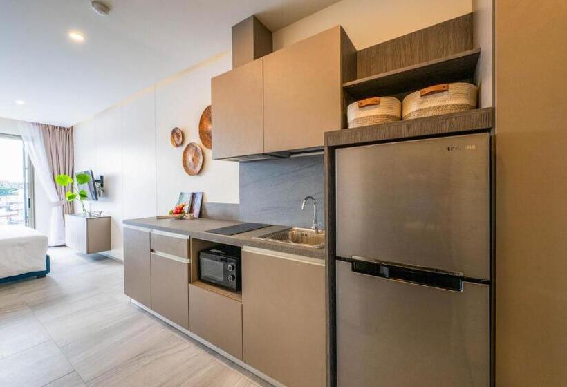 إستوديو قياسى, Homa Cherngtalay Phuket