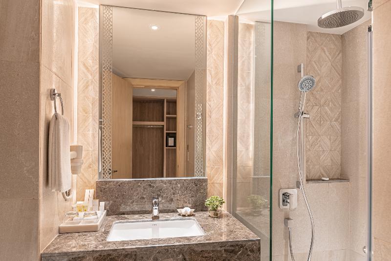 اتاق لوکس, Henann Premier Coast Resort