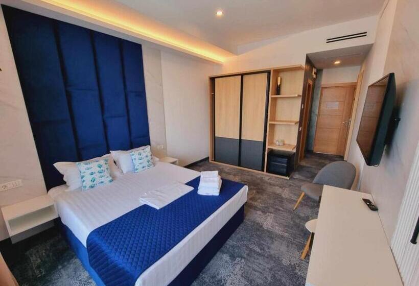 レイクビュースタンダードルーム, Nava