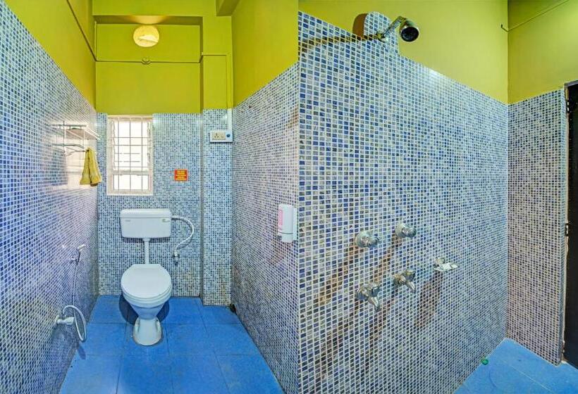 اتاق کلاسیک سه تخته, Oyo Ganapati Bhawan Homestay