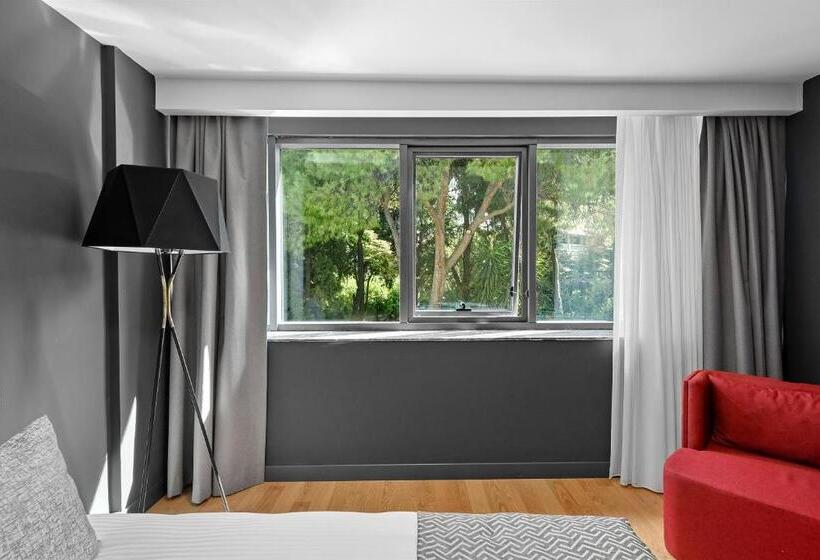 سوییت جونیور, Ibos Hotels Izmir Alsancak