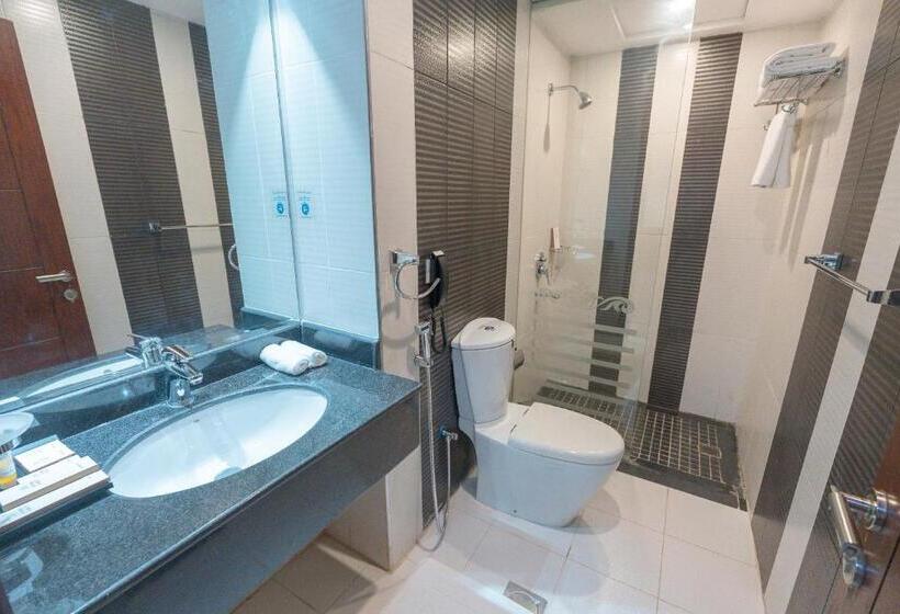 Полулюкс, La Cordia Hotel Apartment