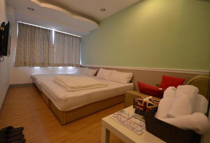 اتاق کلاسیک چهارنفره, 逢甲六六