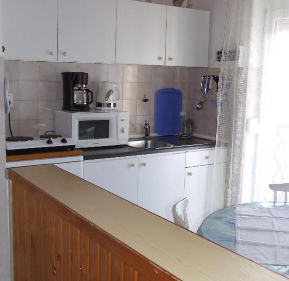 Standard Szoba Erkéllyel, Czanek Apartman