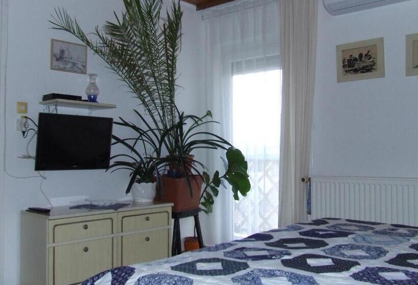Номер Стандарт с Балконом, Czanek Apartman