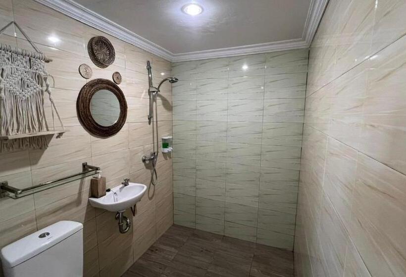 标准间, La Village Hill View