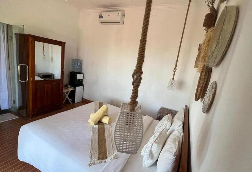 标准间, La Village Hill View