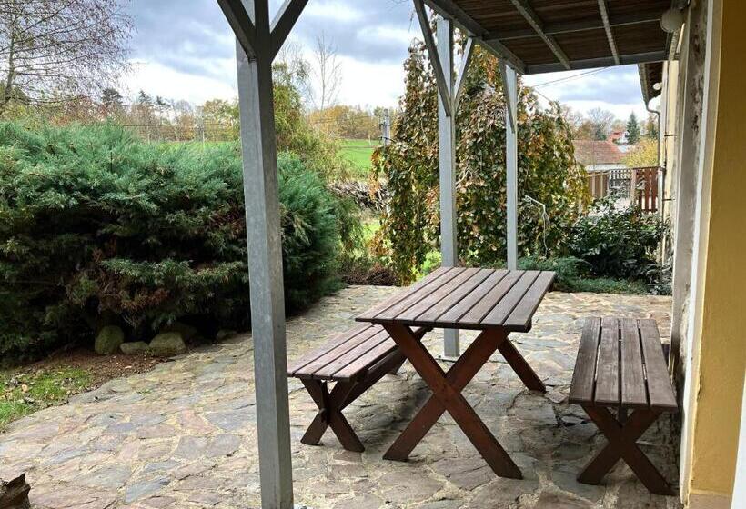 带1个卧室的带阳台的公寓, Mlýn Kamenice