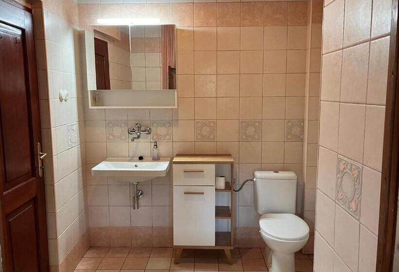 带2个卧室的公寓, Mlýn Kamenice