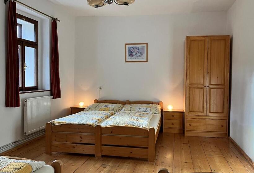 带2个卧室的公寓, Mlýn Kamenice