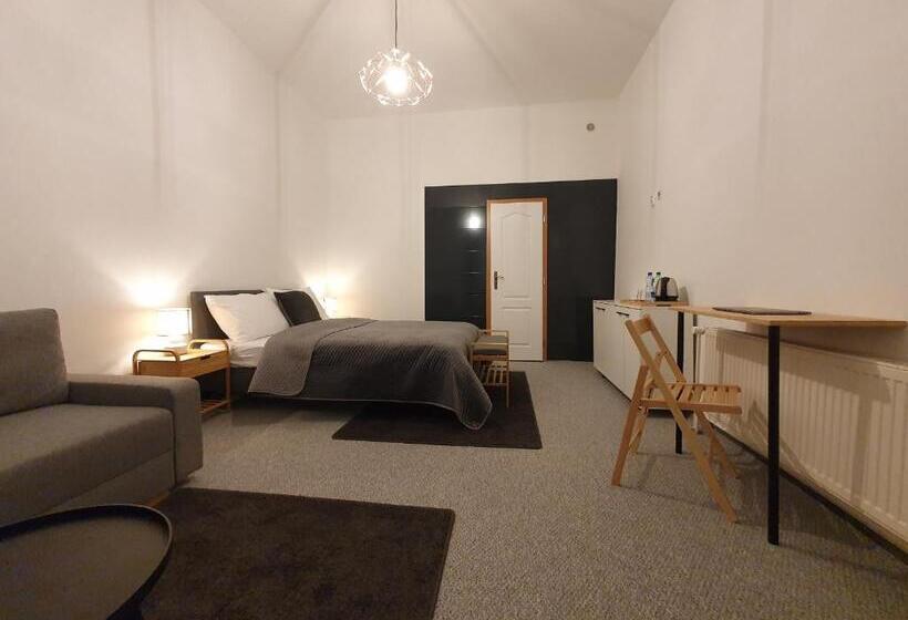 اتاق استاندارد, We Stay Apartments