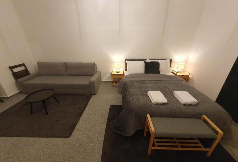 اتاق استاندارد, We Stay Apartments