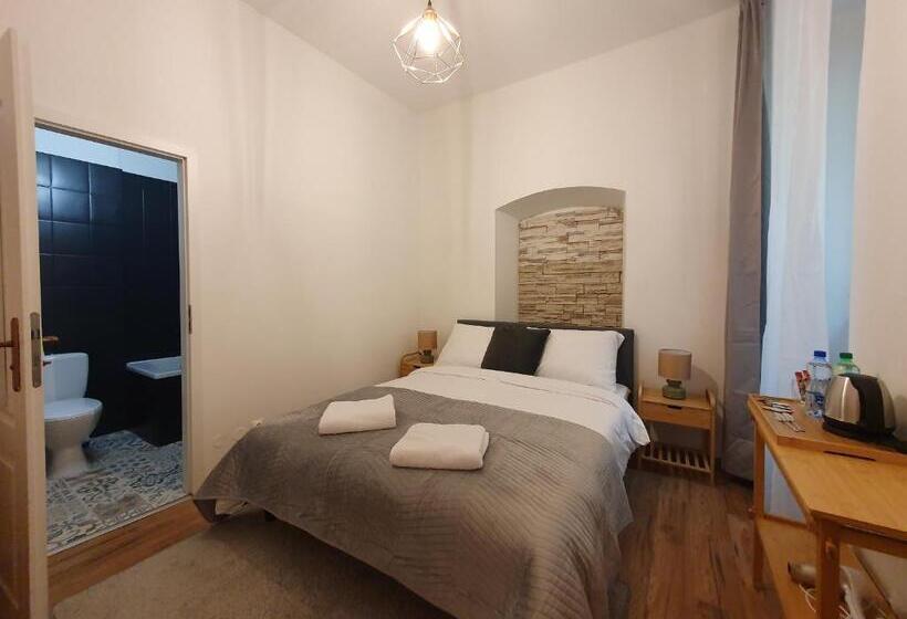 اتاق لوکس, We Stay Apartments