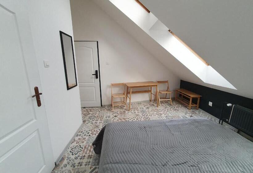 اتاق لوکس, We Stay Apartments