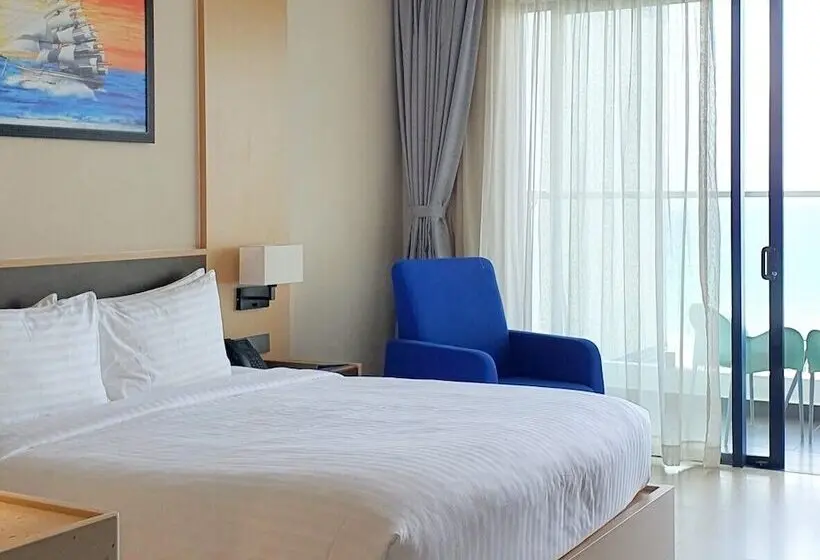 اتاق لوکس با چشم‌انداز دریا, Cam Ranh Beach Resort Nha Trang
