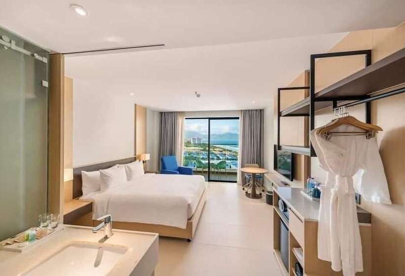 اتاق لوکس با چشم‌انداز دریا, Sea View Cam Ranh Beach Resort Nha Trang Near The Airport