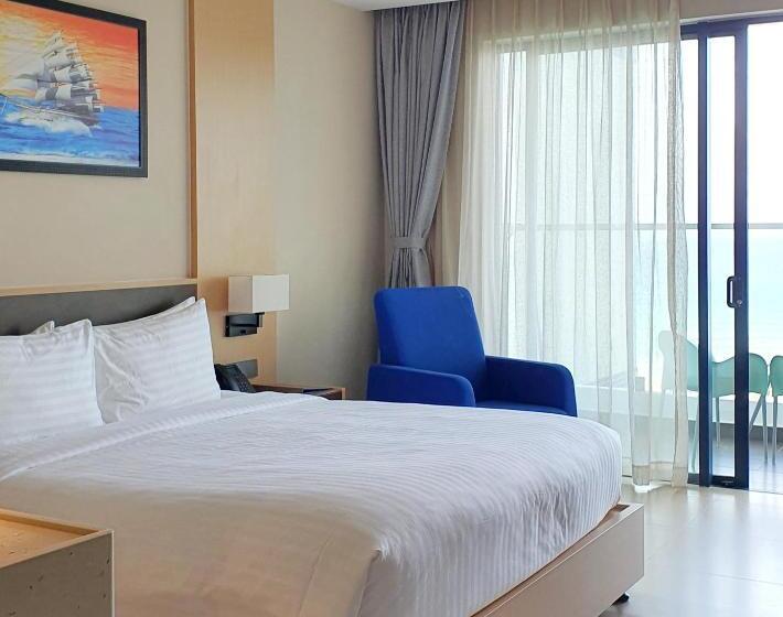 اتاق لوکس با تخت بزرگ, Sea View Cam Ranh Beach Resort Nha Trang Near The Airport