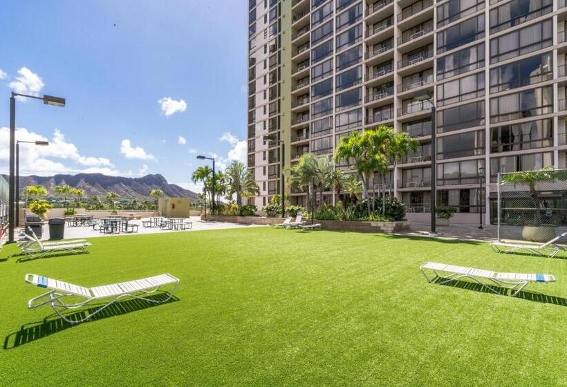 شقة غرفتين, Spectacular Ocean & Diamond Head View 2 Bedroom Condo With Free Parking!