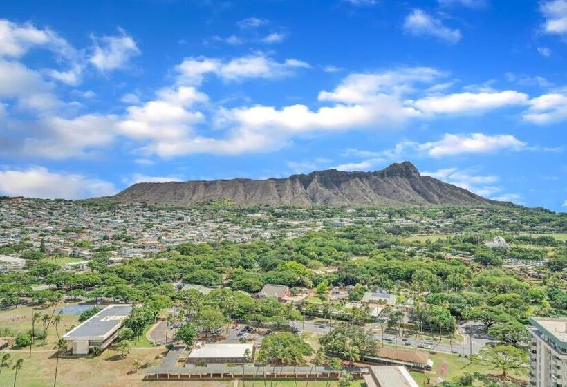 شقة غرفتين, Spectacular Ocean & Diamond Head View 2 Bedroom Condo With Free Parking!