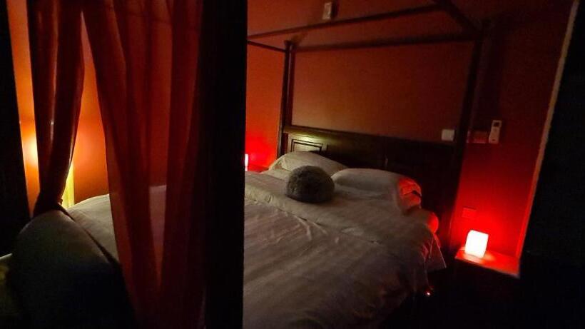 스탠다드 스튜디오 킹침대, مسكن النخبة Green Elite Residence,umluj