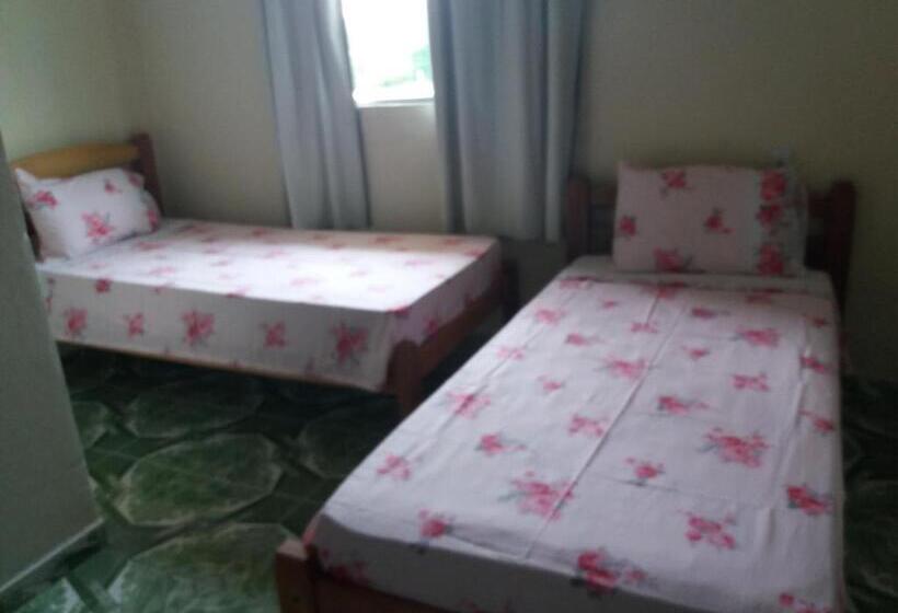 חדר בסיסי, Pousada Rodrigues