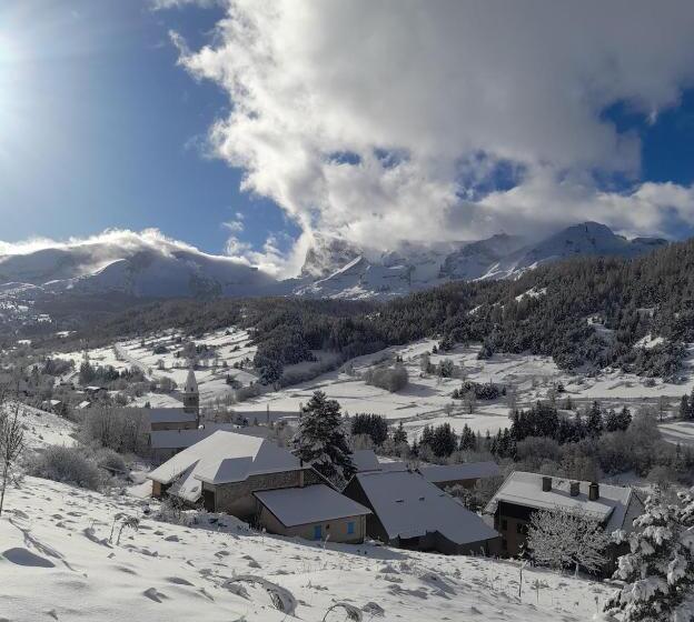 基本间, La Tourtette