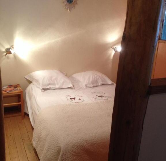 家庭工作室, La Tourtette